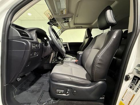 Certified 2024 Toyota 4Runner SR5 Premium w/ Moonroof Package AWD/4WD image 14