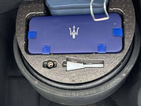 Used 2014 Maserati Quattroporte GTS RWD image 4