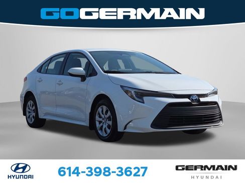 Used 2023 Toyota Corolla LE FWD image 4