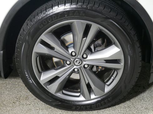 Used 2019 Nissan Murano Platinum AWD/4WD image 15