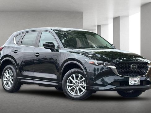 Used 2025 MAZDA CX-5 AWD 2.5 S w/ Preferred Package image 2