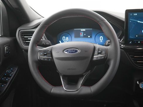 Used 2023 Ford Escape ST-Line Elite w/ Premium Technology Package AWD/4WD image 17