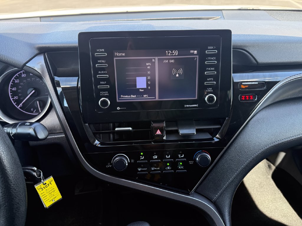 Used 2021 Toyota Camry LE FWD image 15