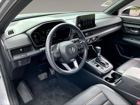 Used 2025 Honda CR-V Sport-L image 17