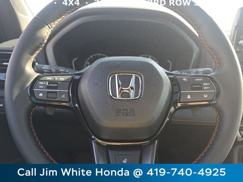 New 2025 Honda Pilot TrailSport image 24