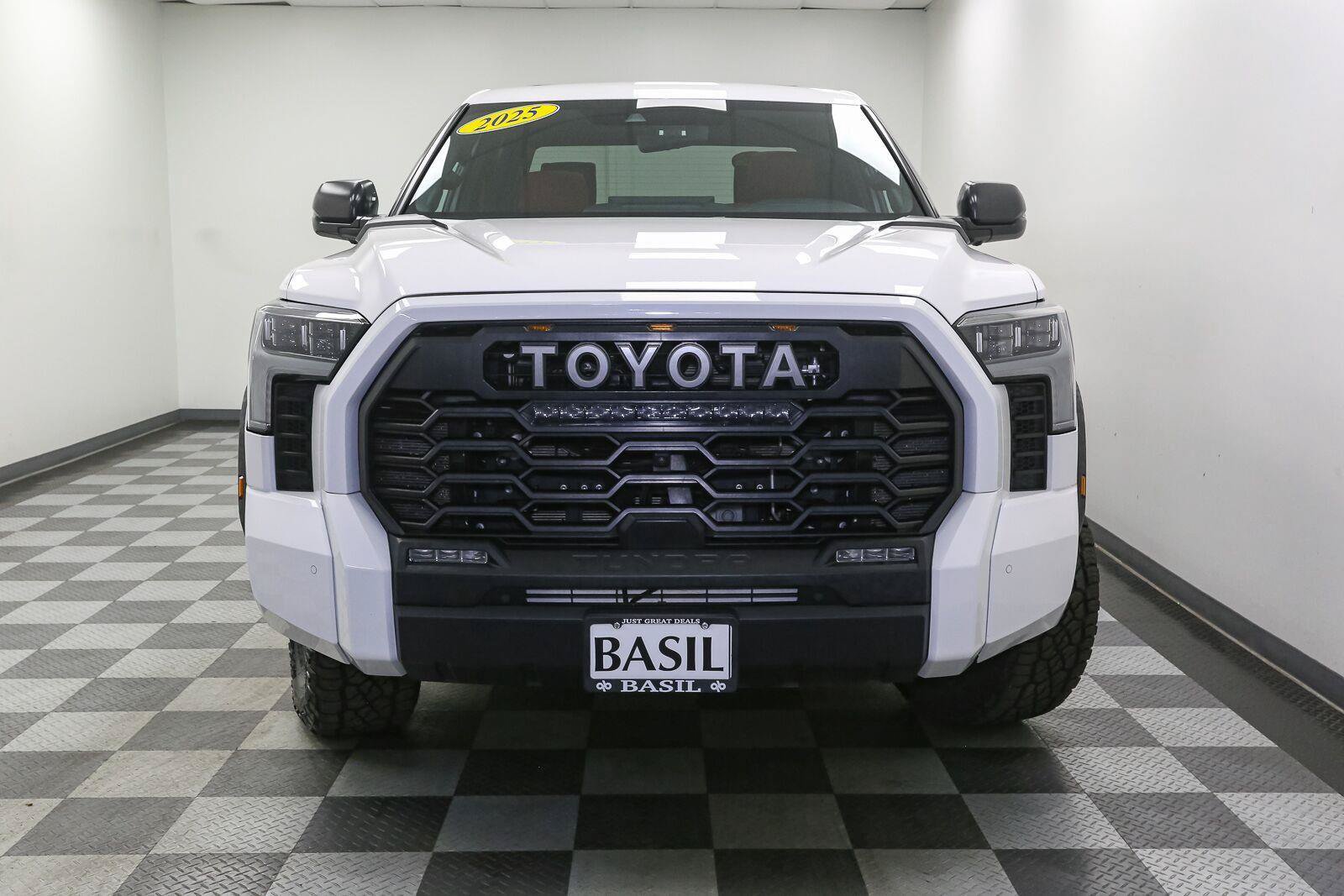 Used 2025 Toyota Tundra TRD Pro AWD/4WD image 3