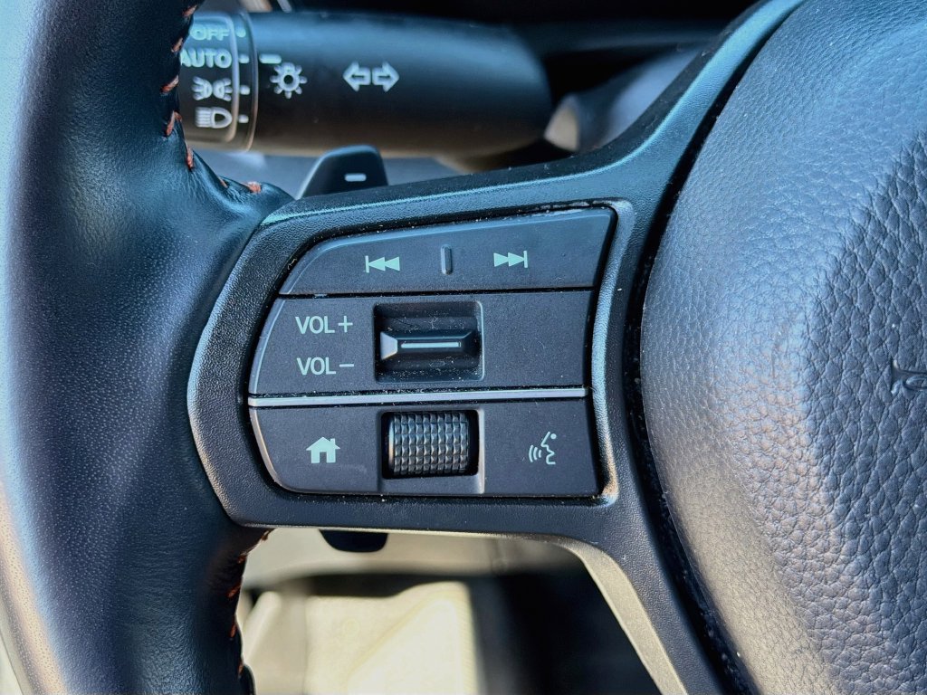 Used 2025 Honda CR-V Sport-L image 18