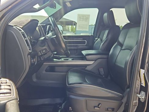 Used 2020 RAM 2500 Laramie w/ Night Edition AWD/4WD image 12
