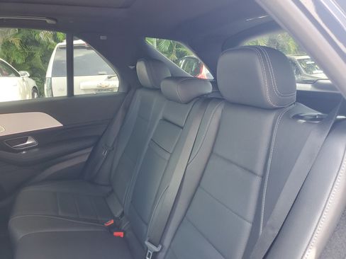 Used 2025 Mercedes-Benz GLE 350 4MATIC image 13