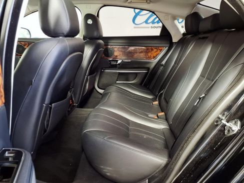 Used 2011 Jaguar XJ RWD image 8