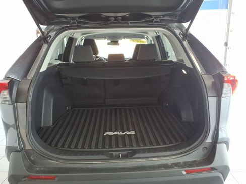 Used 2024 Toyota RAV4 XLE AWD/4WD image 19