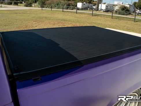 Used 1994 Chevrolet Silverado 1500 2WD Regular Cab image 32