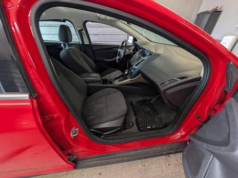 Used 2012 Ford Focus SEL FWD image 28