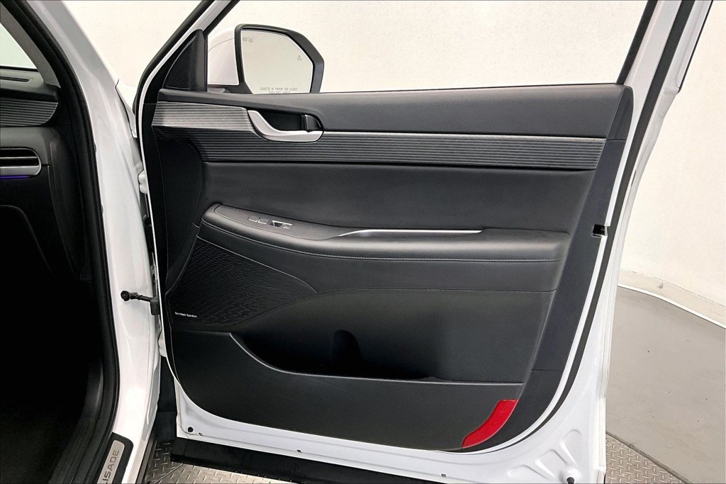 Used 2024 Hyundai Palisade Limited AWD/4WD image 19