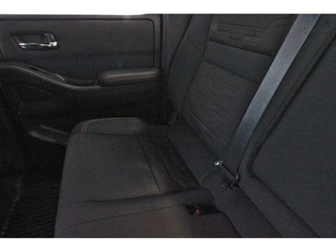 Certified 2025 Nissan Frontier PRO-4X AWD/4WD image 14
