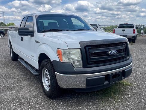 Used 2013 Ford F150 XL w/ Mid Equipment Group RWD image 1