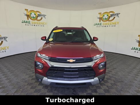 Used 2023 Chevrolet TrailBlazer LT w/ Convenience Package FWD image 3