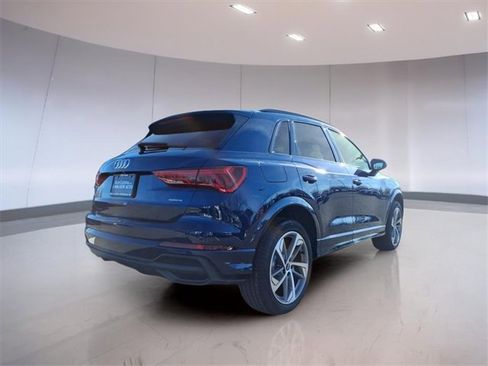 New 2025 Audi Q3 2.0T Premium image 2