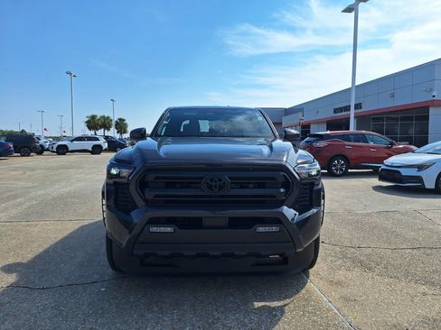 Used 2026 Toyota Tacoma SR5 RWD image 2