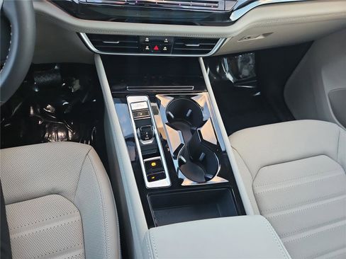 New 2026 Volkswagen Atlas SEL image 20