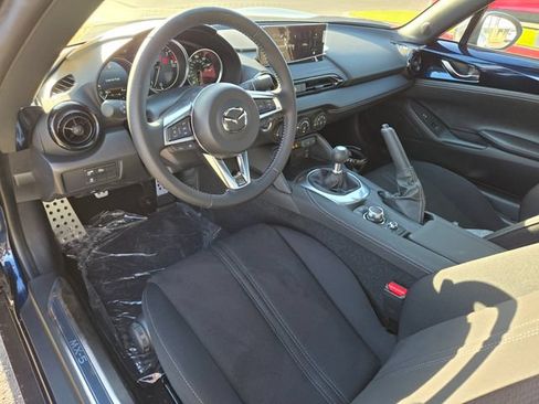 New 2026 MAZDA MX-5 Miata Club w/ Interior Package RWD image 7