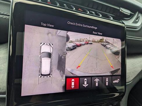 Used 2023 Jeep Grand Cherokee L Limited w/ Luxury Tech Group II image 28