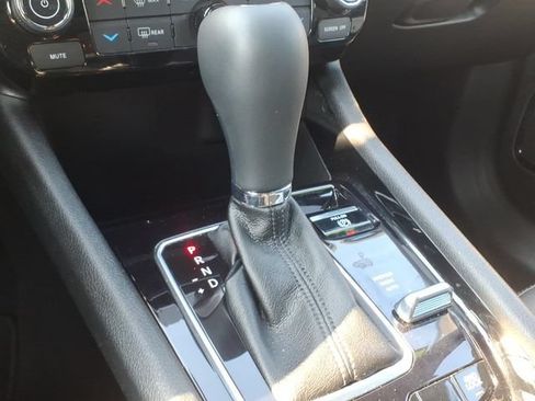 Used 2023 Jeep Compass Limited AWD/4WD image 18