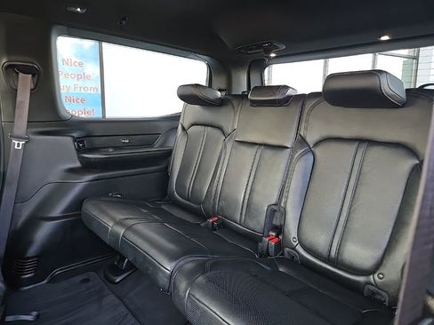 Used 2024 Jeep Wagoneer Series II AWD/4WD image 99