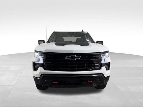 Used 2025 Chevrolet Silverado 1500 LT Trail Boss w/ Protection Package AWD/4WD image 4