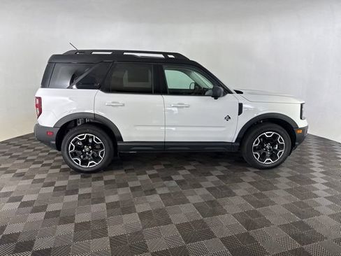 Used 2025 Ford Bronco Sport Outer Banks w/ Outer Banks Tech Package+ AWD/4WD image 6