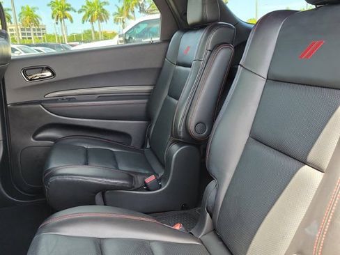 Used 2023 Dodge Durango GT RWD image 17