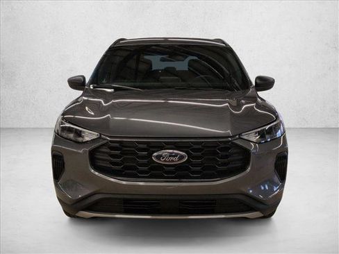 Used 2025 Ford Escape ST-Line image 2