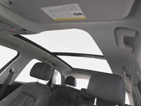 Certified 2023 Audi Q5 2.0T Premium image 25