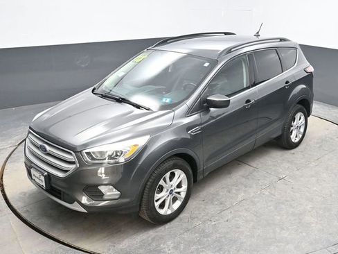 Used 2018 Ford Escape SEL image 26