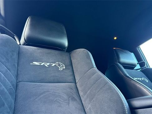 Used 2019 Dodge Challenger SRT Hellcat image 20