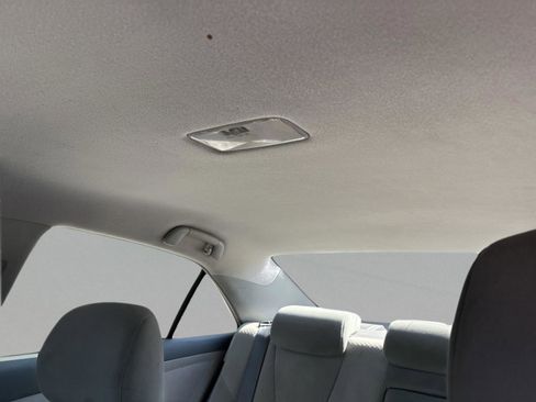 Used 2009 Toyota Camry SE FWD image 32