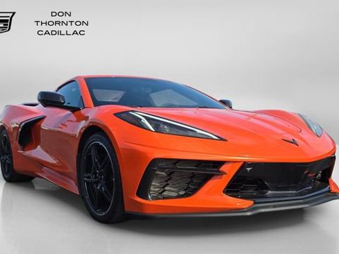 Used 2021 Chevrolet Corvette Stingray Premium Conv w/ Z51 Performance Package RWD image 7