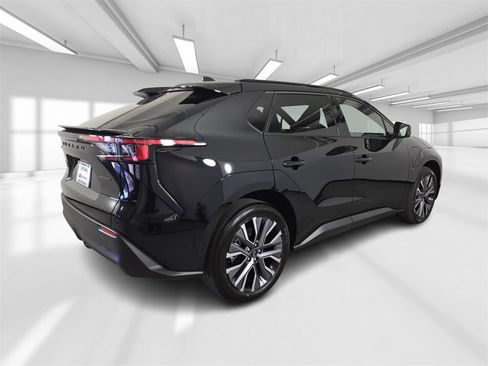 New 2026 Subaru Solterra image 4