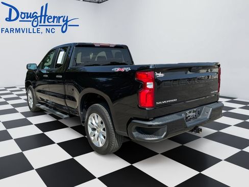 Used 2021 Chevrolet Silverado 1500 Custom AWD/4WD image 3