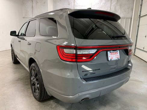 Used 2024 Dodge Durango R/T w/ Blacktop Package AWD/4WD image 6