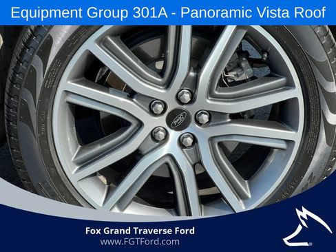 Certified 2024 Ford Edge Titanium w/ Equipment Group 301A AWD/4WD image 6