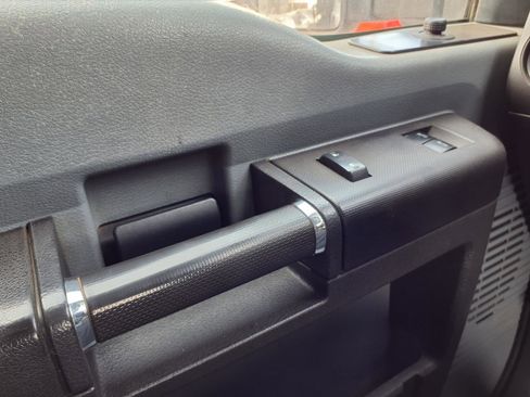 Used 2013 Ford F550 4x4 Regular Cab Super Duty image 15