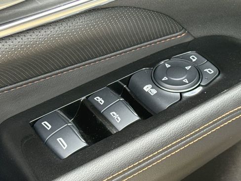 Used 2025 Cadillac CT4 V image 16