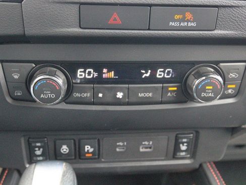 Used 2023 Nissan Frontier PRO-4X w/ Pro Convenience Package AWD/4WD image 26