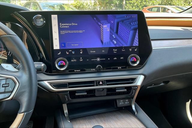 Used 2024 Lexus RX 350 Premium w/ Accessory Package (Z1) AWD/4WD image 9