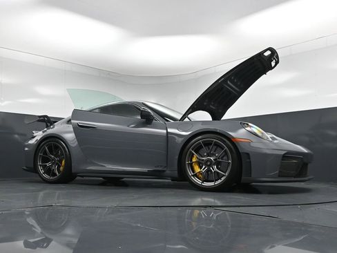 Certified 2026 Porsche 911 GT3 RWD image 32