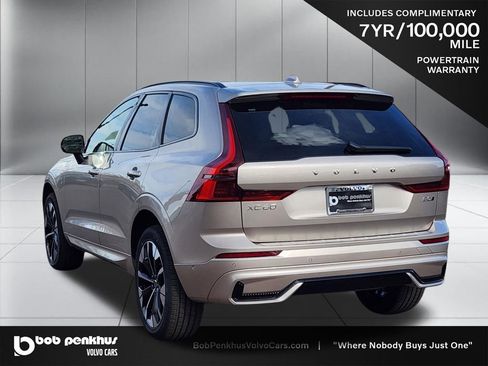 New 2026 Volvo XC60 B5 Plus w/ Protection Package Premier image 27