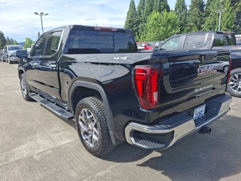 Certified 2024 GMC Sierra 1500 SLT w/ SLT Premium Plus Package AWD/4WD image 7