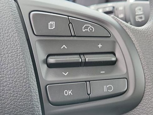 New 2026 Hyundai Venue SE image 9