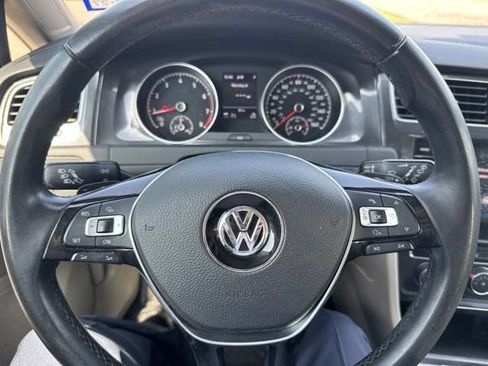 Used 2018 Volkswagen Golf SE FWD image 18